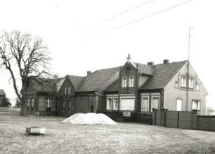 Saßleben-Reuden, Lindenstraße 4 und 5. Wohnhäuser (1908)