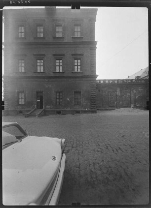 Weißenfels. Schloß Neu-Augustusburg (Baubeginn 1661; J. M. Richter). Südflügel von Osten