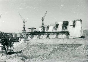 Konar Damm, 1952-1954