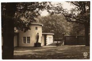 Ausstellungsgarten Jubiläums-Gartenbau-Ausstellung 1926, Dresden: Parktheater vom Eichenhof aus gesehen, Abschnitt 4