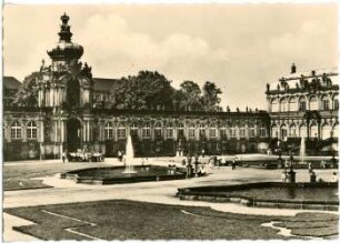 Dresden. Zwingerhof und Kronentor