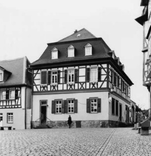 Ehem. Darmstädter Hof; Heppenheim, Großer Markt 4