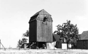 Dreiheide-Großwig. Hübner Mühle, Bockmühle, Torgauer Straße