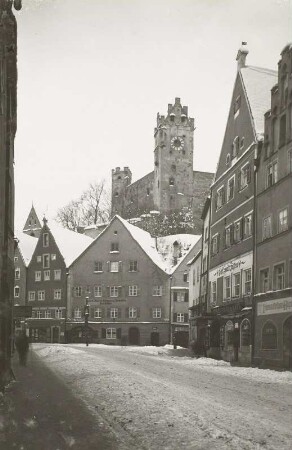Füssen, Burgstraße : Füssen (Ostallgäu). Burgstraße. Blick zum Hohen Schloß