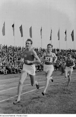 Laufwettkampf im Bruno-Plache-Stadion