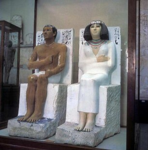 Sitzfiguren des Rahotep und seiner Frau Nofret