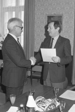 Ruhestand für den Leiter der Karlsruher Schulzahnklinik Dr. Hans Paul