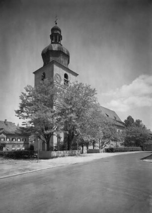 Katholische Stadtpfarrkirche Heilige Dreifaltigkeit