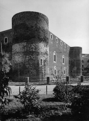Catania. Castello Ursino (Erbauung um 1239/1250, Restaurierung 1934)