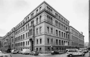Naturwissenschaftliche und medizinische Institute der Königlichen Universität Berlin; Berlin, Mitte