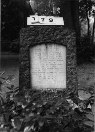 Grabstein 179