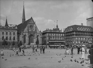 Leipzig, Augustusplatz : Leipzig. Augustusplatz. Blick zur Universitätskirche St. Pauli und zum Kaffeehaus Fetsche (rechts)