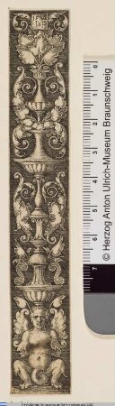 Ornament mit männlicher Halbfigur