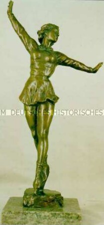 Skulptur "Schlittschuhläuferin"