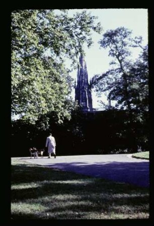 Kreuzberg -Monument 3.10.54.