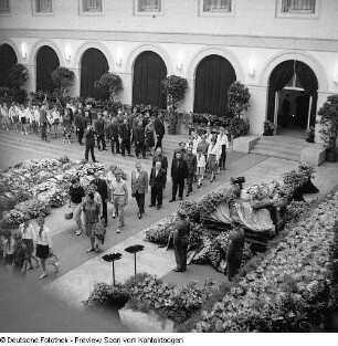 Otto Buchwitz Trauerfeierlichkeiten im Rathaus