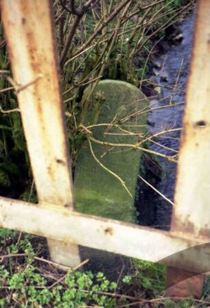 Kreis Herzogtum Lauenburg: Grenzstein: bei Wassergraben