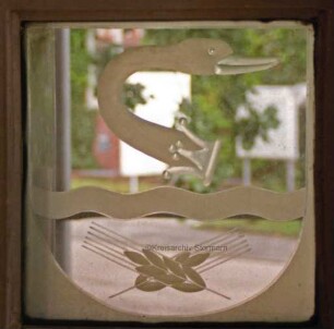 Kreistagssitzungssaal: Fensterfront: Wappen des Amtes Nordstormarn