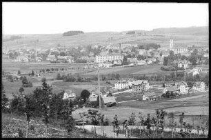 Seifhennersdorf. Blick von der Burgbergswarte auf Seifhennersdorf