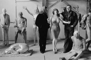 Die Künstler Thea Richter und Hartmut Bonk im Atelier