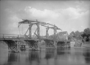Hölzerne Zugbrücke über den Noteć