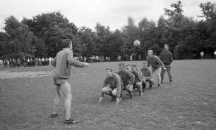 Training der Bundesliga-Spieler beim Karlsruher Sport Club.