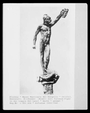 Modell zur Perseus-Figur in der Loggia dei Lanzi