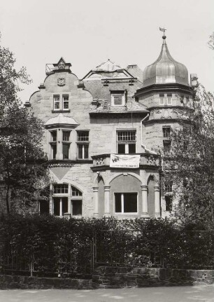 Laux-Villa