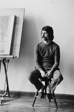 Der Maler Martin Hoffmann in seinem Atelier