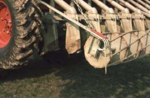 Fotografie: Drillmaschine, Kastendrillmaschine, Schleppschar