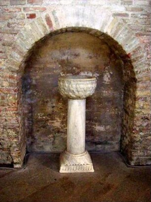 Ravenna: Baptisterium der Arianer