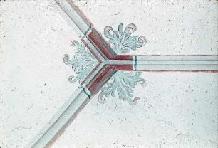 Ornamentale Ausmalung mit figürlichen Elementen