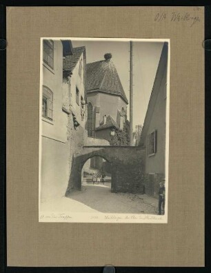 430, Waiblingen. Am Chor der Stadtkirche. (Nr. 3280).
