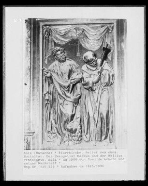 Relief: Apostel und Heilige