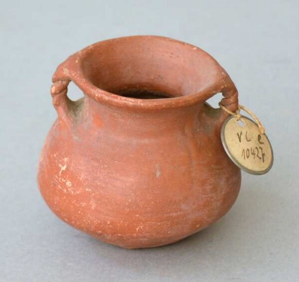 Clay vessel