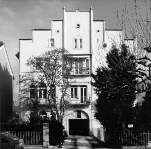 Doppelwohnhaus; Bad Homburg, Kaiser-Friedrich-Promenade 20, Kaiser-Friedrich-Promenade 22