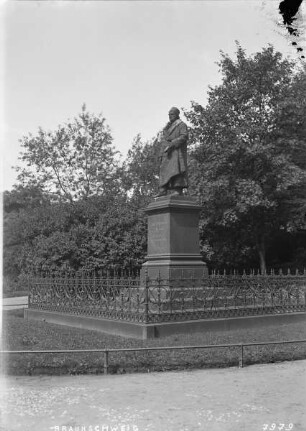 Gauss-Denkmal