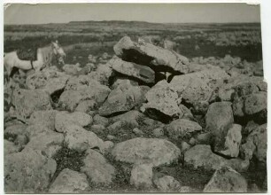 Dolmen I, [...] der rukkad-Brücke.