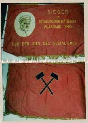 Wettbewerbsfahne Ernst Thälmann-Banner