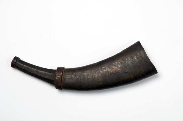 Longitudinal horn