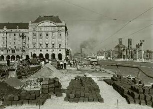 Wilsdruffer Straße, Pirnaischer Platz, Altmarkt, Postplatz : Wilsdrufferstr. im Bau, 1958