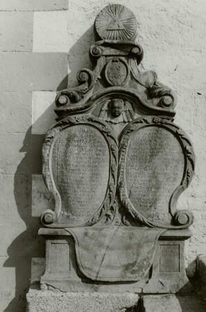Grabstein für den königlich polnischen und kurfürstlichen sächsischen Revierförster Johann Christoph Geniter und seine Frau Rosine