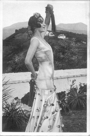 Asta Nielsen als Juanita im Stummfilm "Der Tod in Sevilla" von Urban Gad. Deutsche Bioscop GmbH (Berlin), 1912/1913