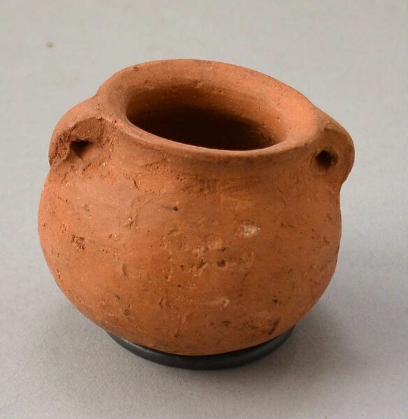 Clay vessel