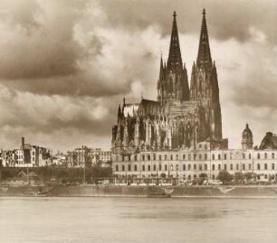 Köln, Blick von Deutz auf den Dom