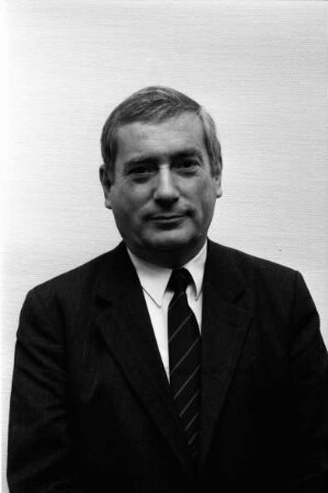 Puschmann, Hellmut: Präsident des Deutschen Caritasverbandes in Freiburg