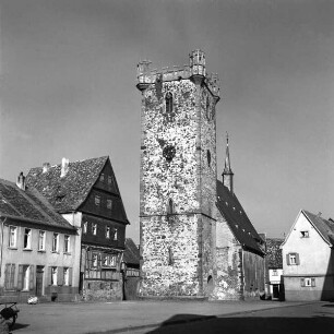 Katholische Pfarrkirche Sankt Johann Baptist — Kirchturm