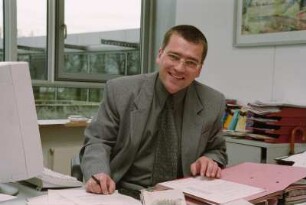 Dresden. Michael Golsch in seinem Büro im DrePunct