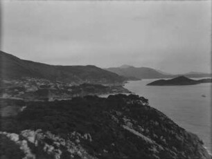 Küste : Blick über eine Küstenlandschaft