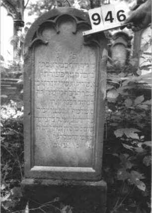 Grabstein 946